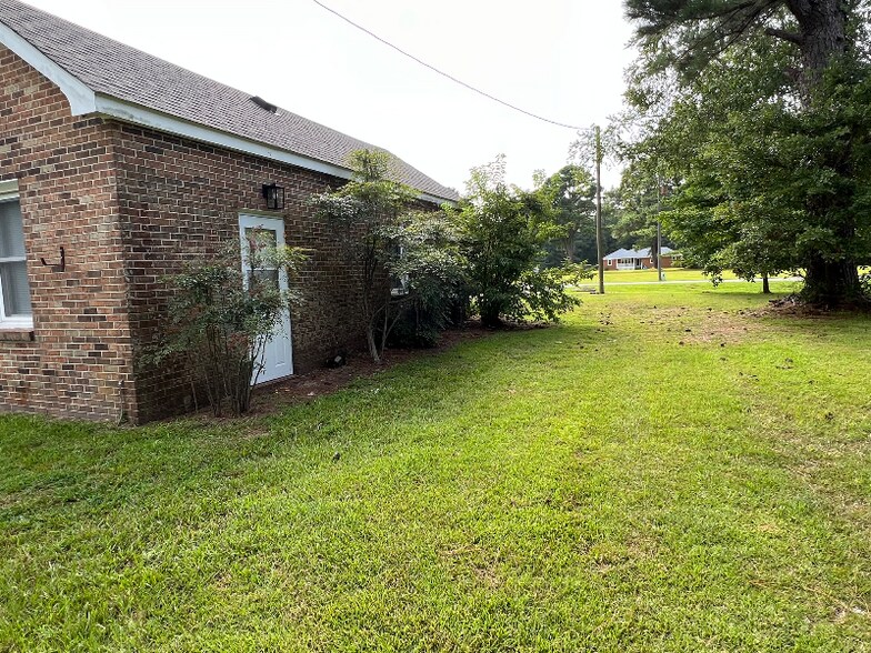 Building Photo - 1119 Aydlett Rd