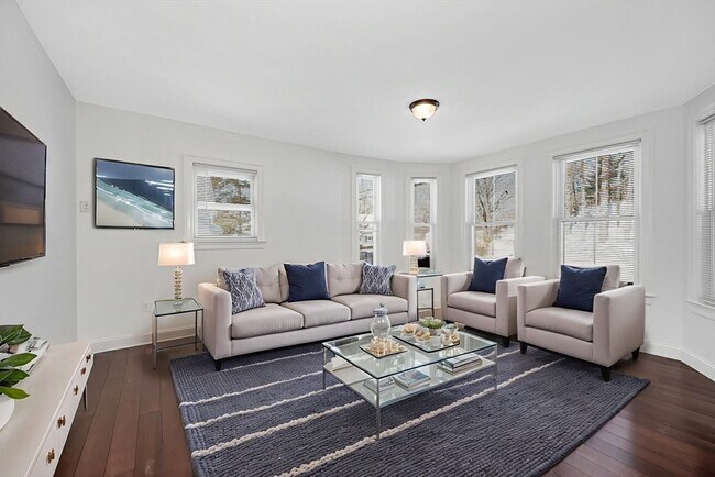 Building Photo - 12 Broadway St