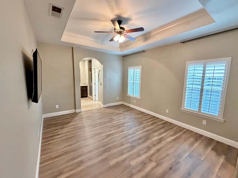 Master Bedroom - 533 St Julien Dr
