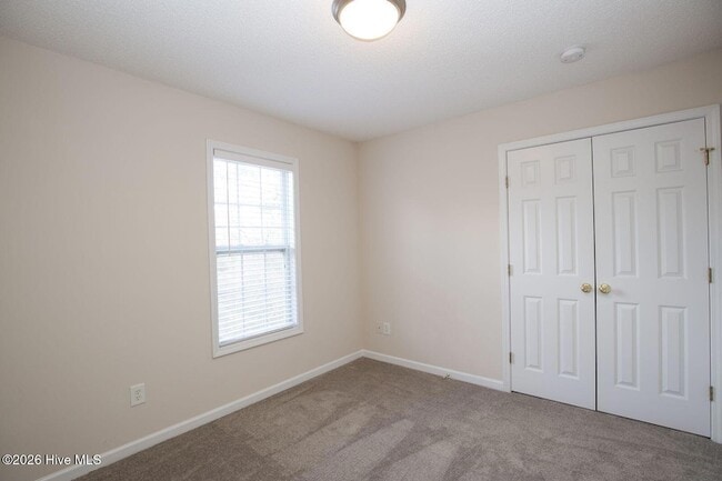 Building Photo - 62 Forest Mountain Ct