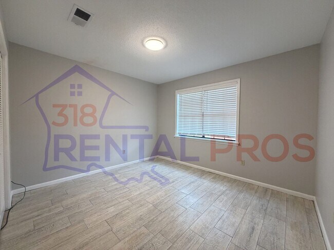 Building Photo - 3 Bed 2 Bath Home in Ruston