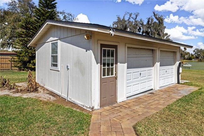 Building Photo - 4019 Moores Lake Rd