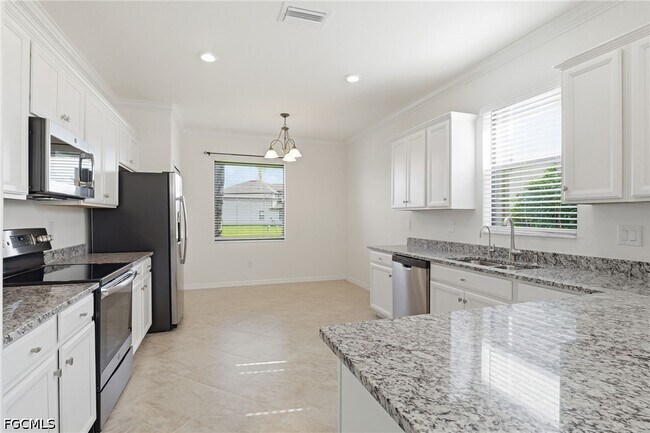 Building Photo - 14228 Vindel Cir