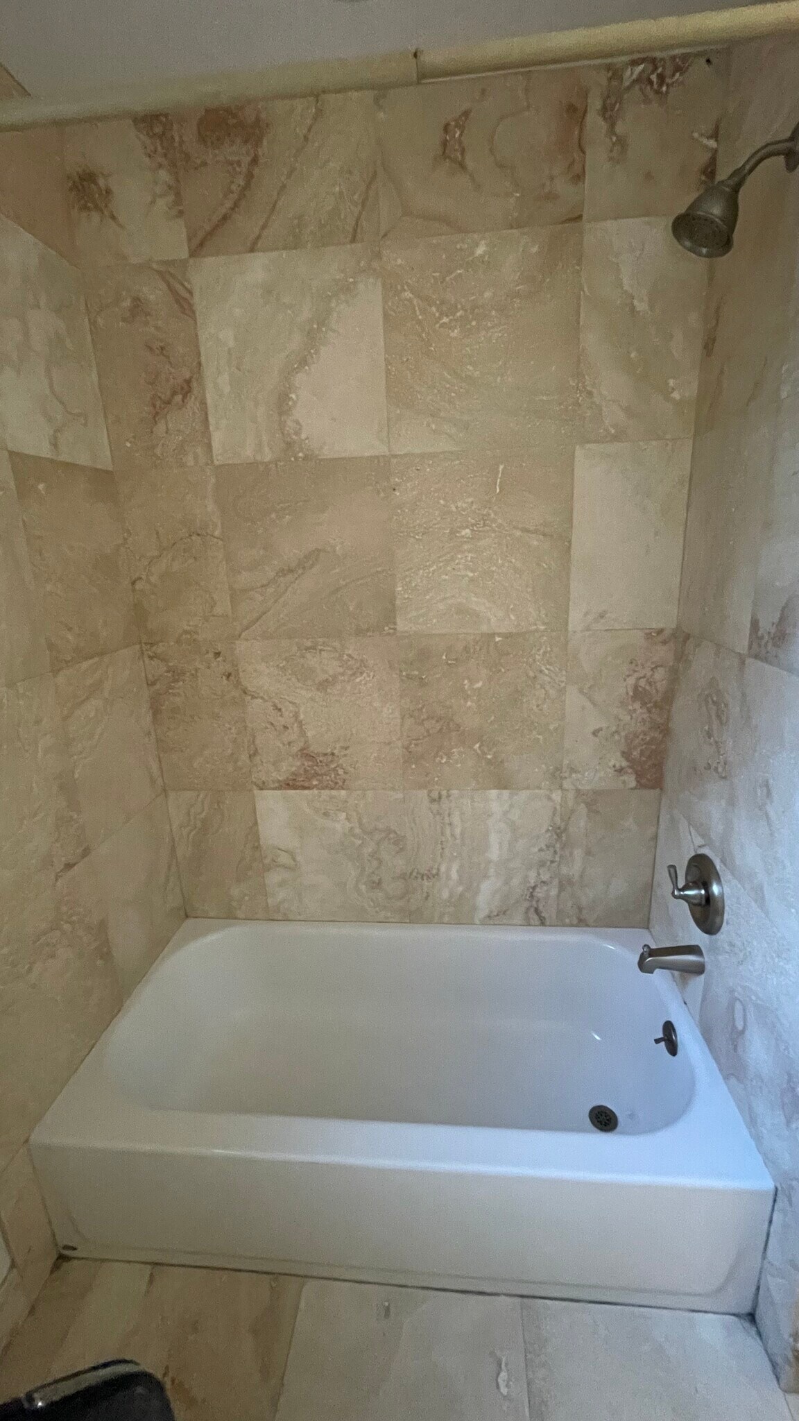 High quality stone finish - 1649 Hull Cir