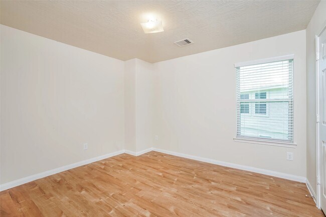 Building Photo - 13431 Ella View Lane