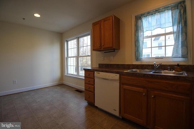 Building Photo - 12918 Ethel Rose Way