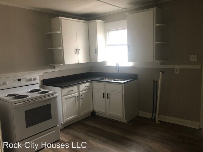 Building Photo - 2 br, 1 bath House - 1319B Maple Street