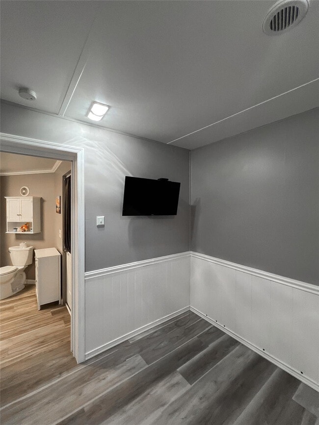 Building Photo - 6501 SE 55th Ln