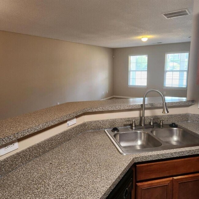 Building Photo - 3543 Parc Cir SW