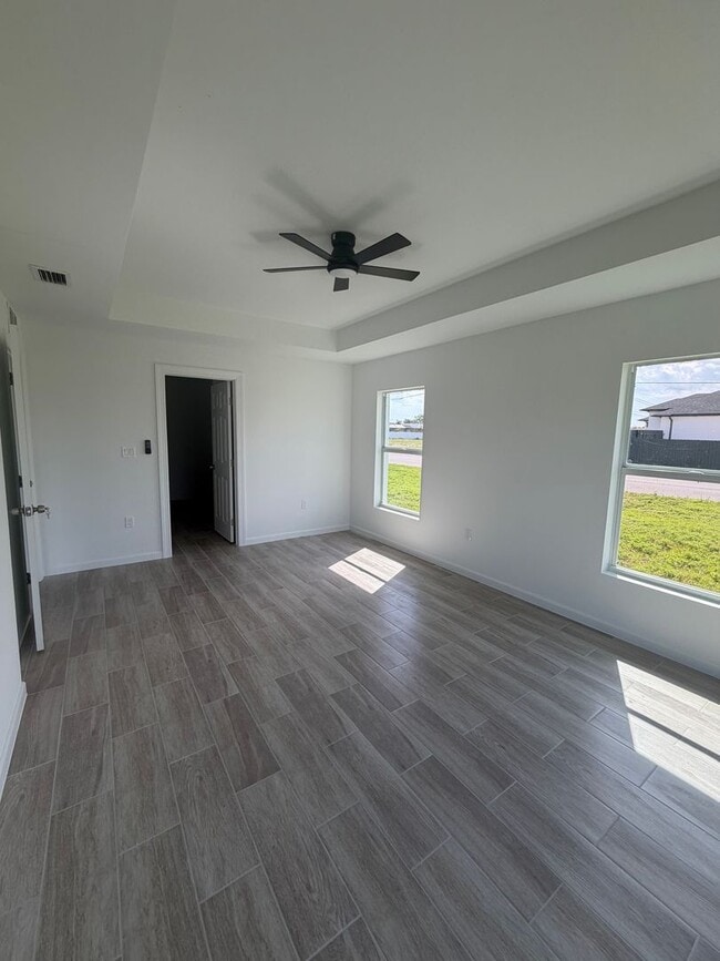 Building Photo - 1301 NE 11th Terrace