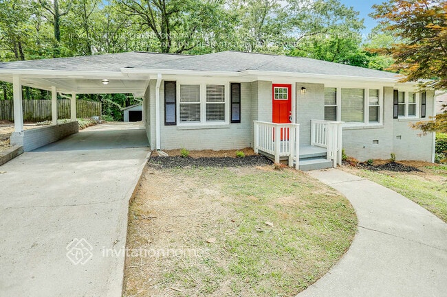 Building Photo - 2319 Delowe Dr