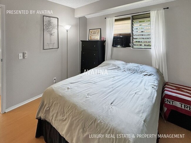 Building Photo - 98-1379 Koaheahe Place 32-