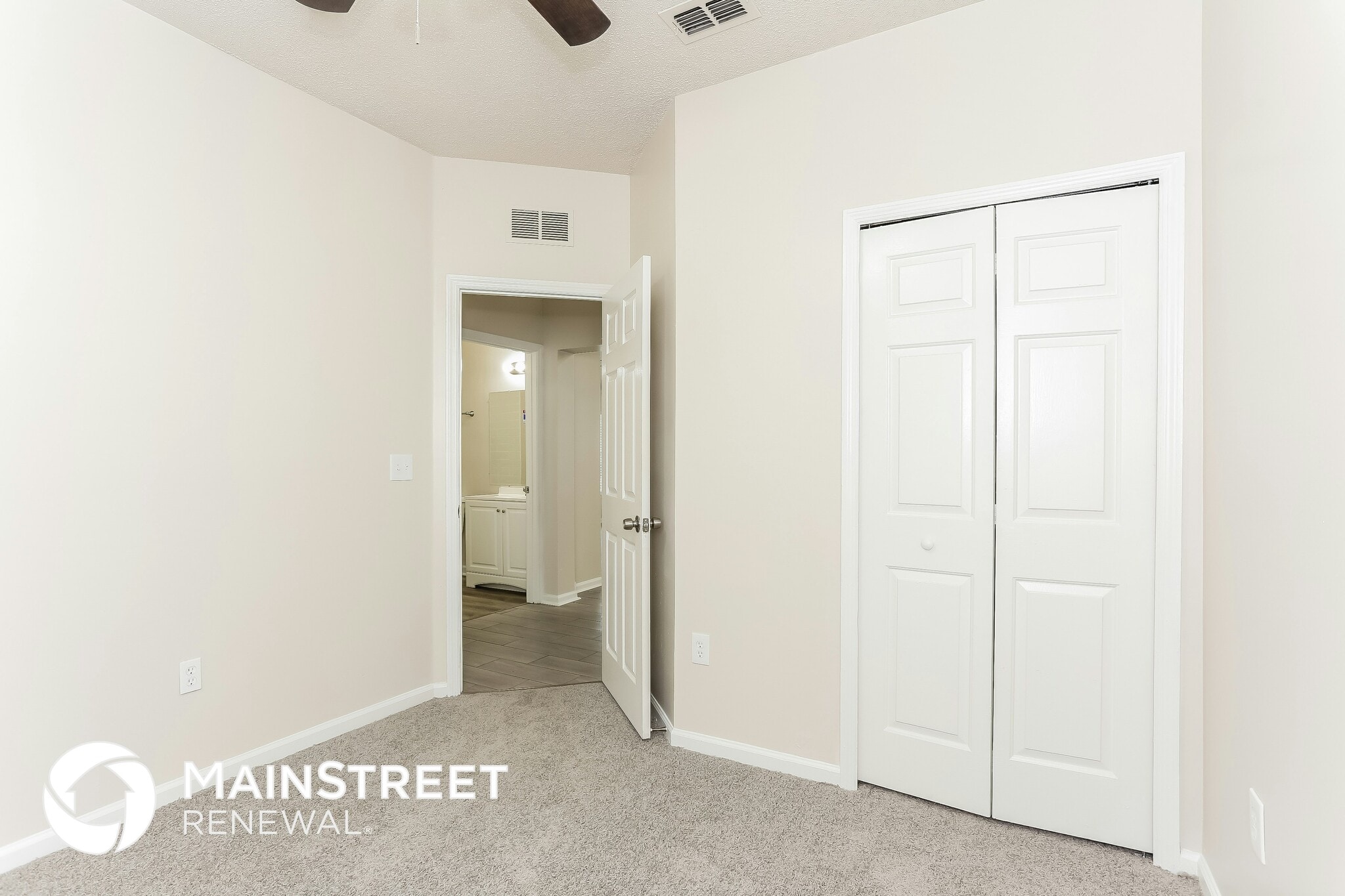 Building Photo - 1097 Cherry Point Way