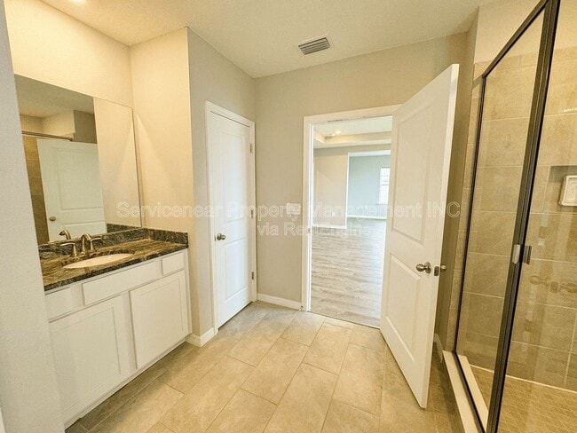 Building Photo - 12632 Night View Dr