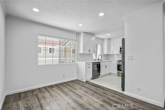 Building Photo - 13750 Hubbard St