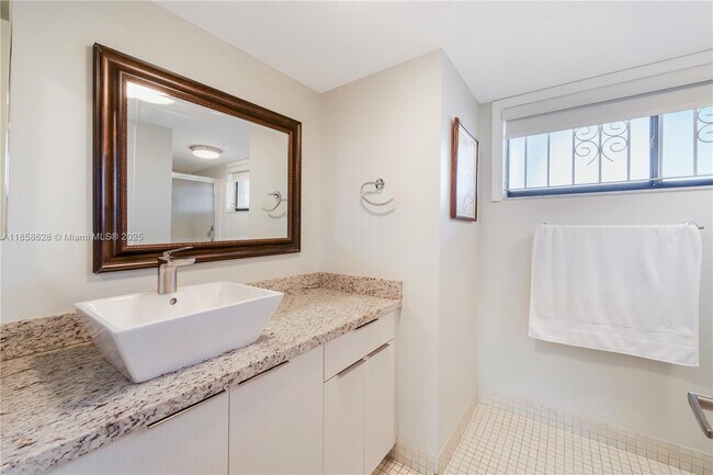 Building Photo - 8415 SW 107th Ave