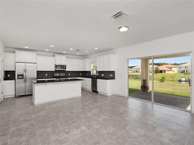 Building Photo - Bellalago Home