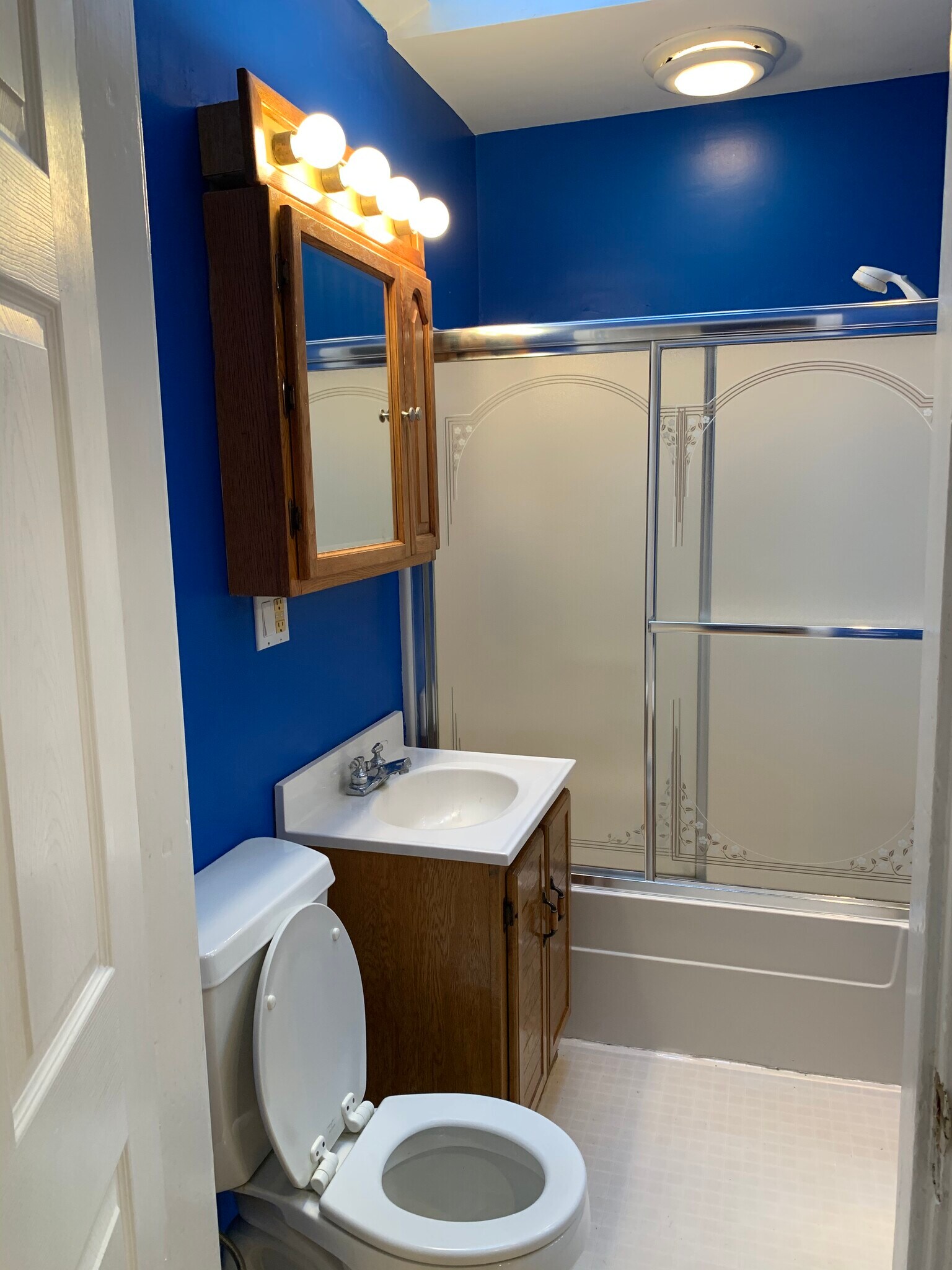 Building Photo - 6 Eliot St