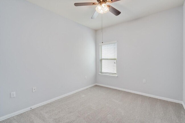 Building Photo - 5704 Arbor Hill Ln