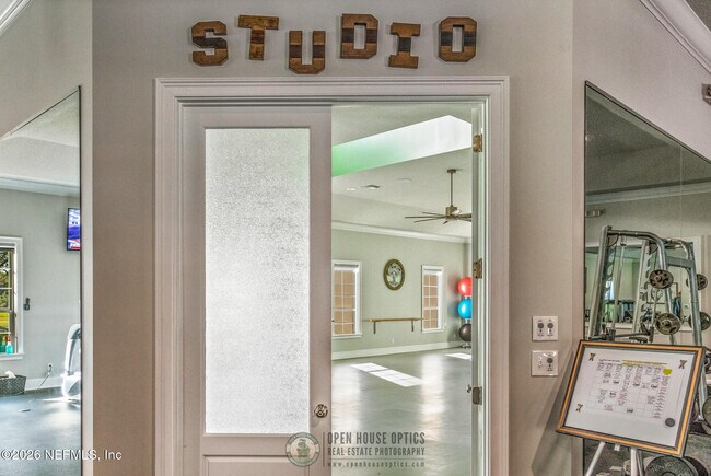 Building Photo - 955 Registry Blvd