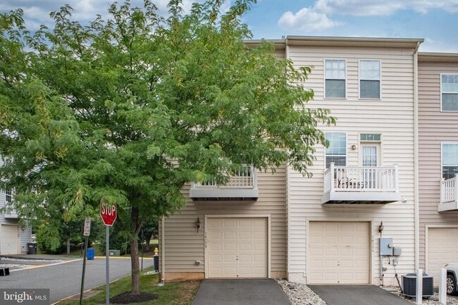 Building Photo - 14158 Cannondale Way