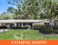 Building Photo - The living is easy in this 3 bedroom, 2 ba...