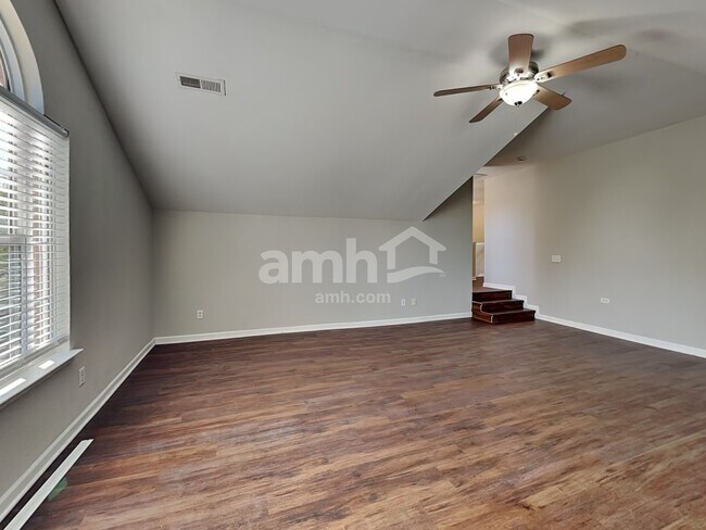 Building Photo - 102 Chambliss Ct