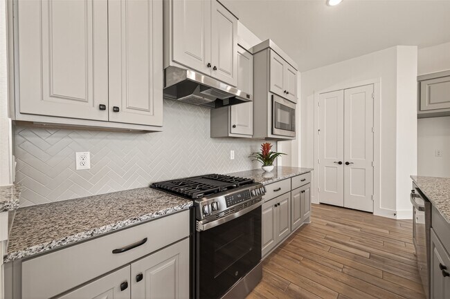 Building Photo - 2907 Wild Berry Ct