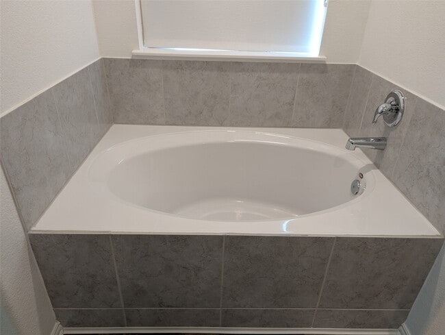 Building Photo - 10503 Dolce Ln