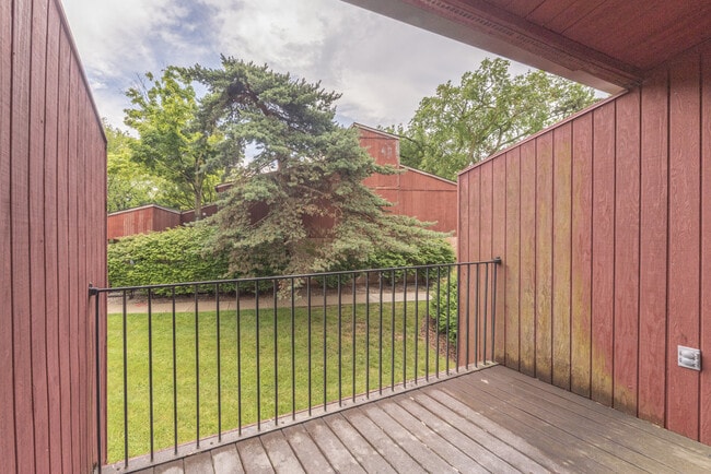 Building Photo - 2407 Packard St