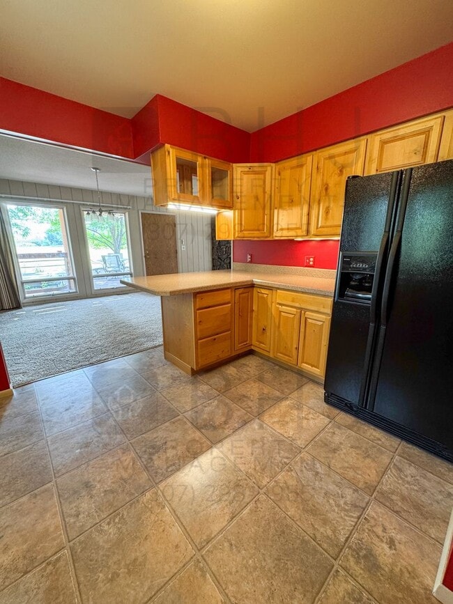 Building Photo - 21 Mills Ln