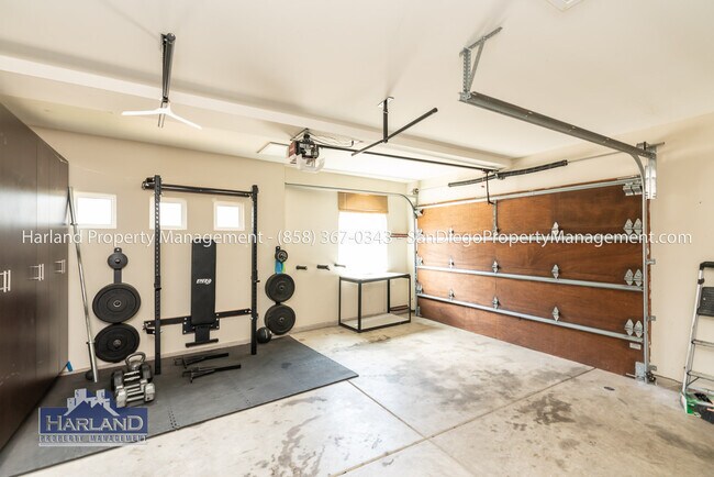 Building Photo - 6271 Soledad Mountain Rd
