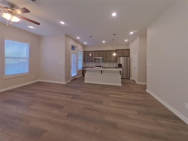 Building Photo - 5468 Sandstone Dr