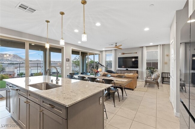 Building Photo - 14 Parco Fiore Ct