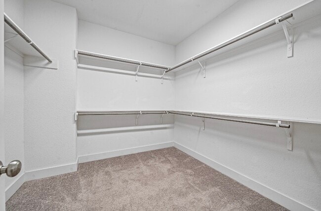 Building Photo - 18619 Admiration Dr