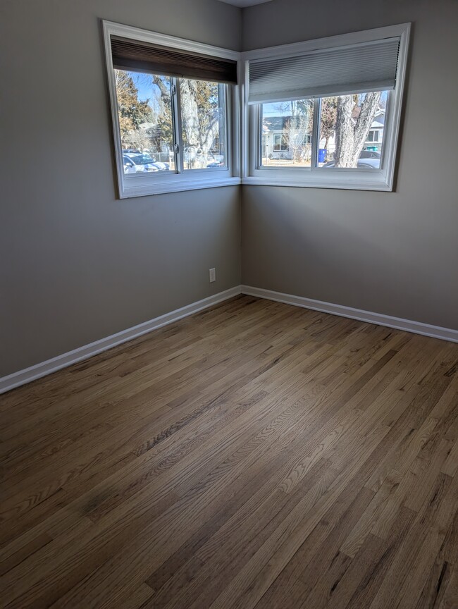 Building Photo - 1657 N Moline St