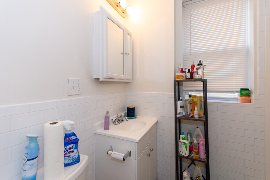 Building Photo - 56 Brighton Ave