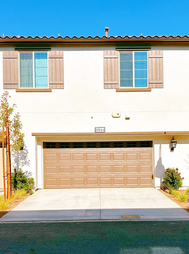 Building Photo - 5604 Altamura Way