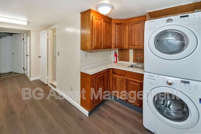 Building Photo - 6606 Aqua Vista Ct