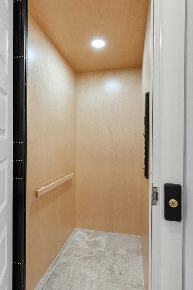 Building Photo - 4611 Unity Cir