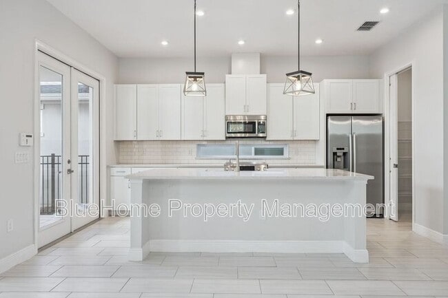 Building Photo - 8451 Nemours Pkwy