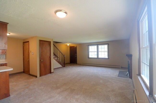 Building Photo - 74 Westerly St