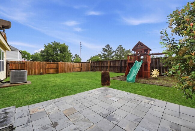 Building Photo - 21314 Misty Brook Bend Ln