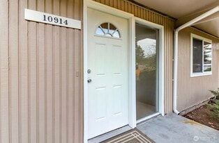 Building Photo - 10914 108th St SW