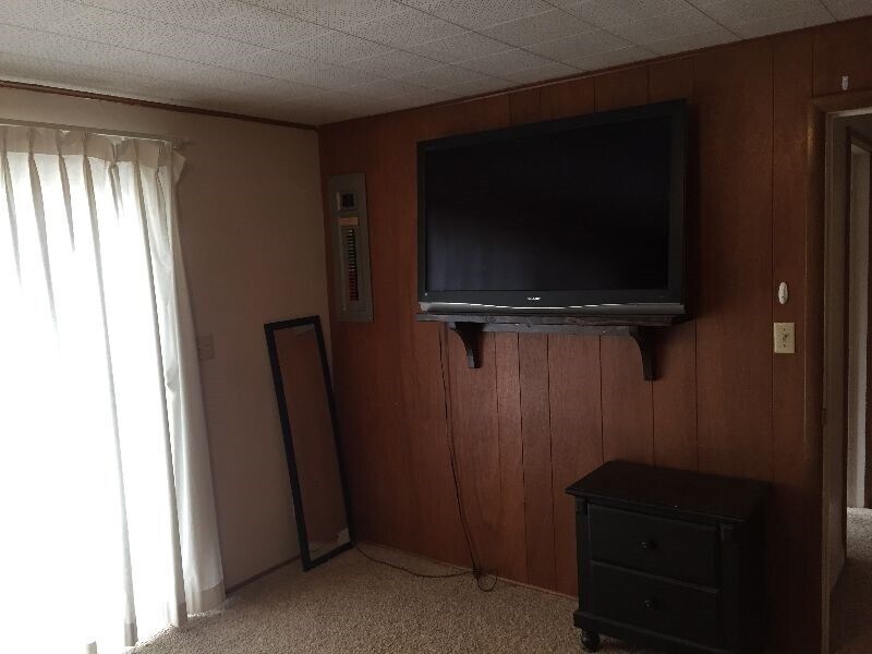Building Photo - 860 S Loader Dr