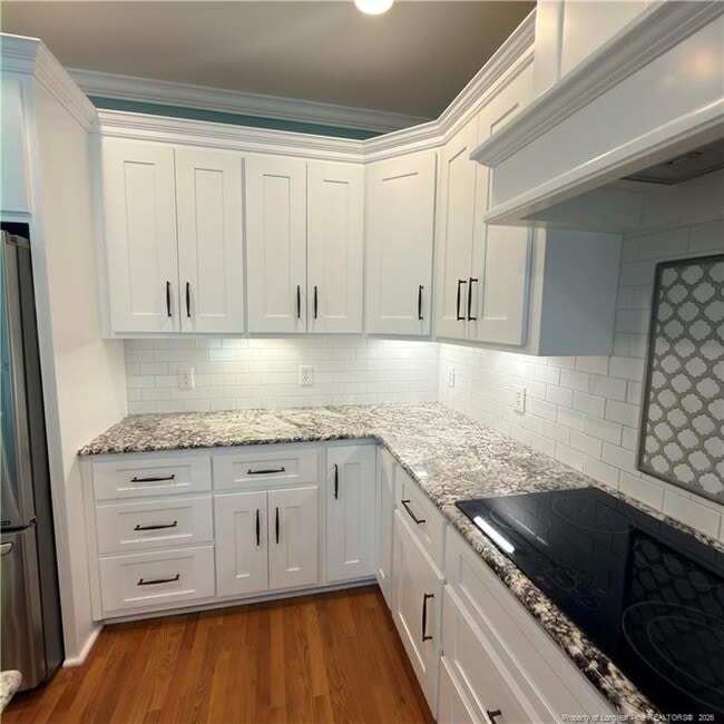 Building Photo - 3686 Linden Rd