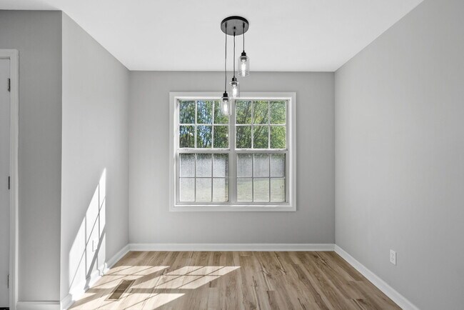 Building Photo - 8635 Kingman Ct