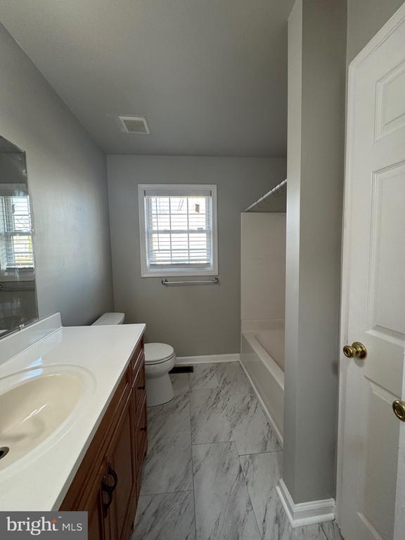 Building Photo - 14780 Jordan Ln