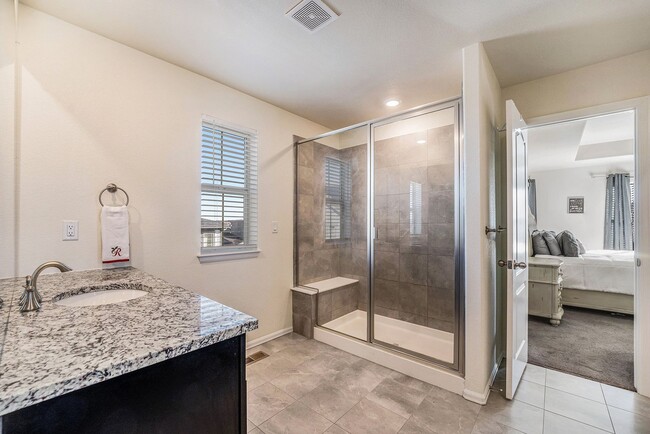 Building Photo - Beautiful Home in Sterling Ranch