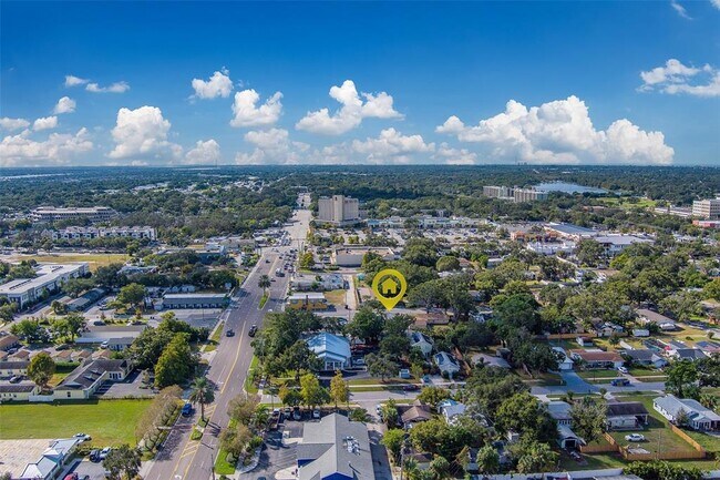 Building Photo - 810 2nd Ave NW